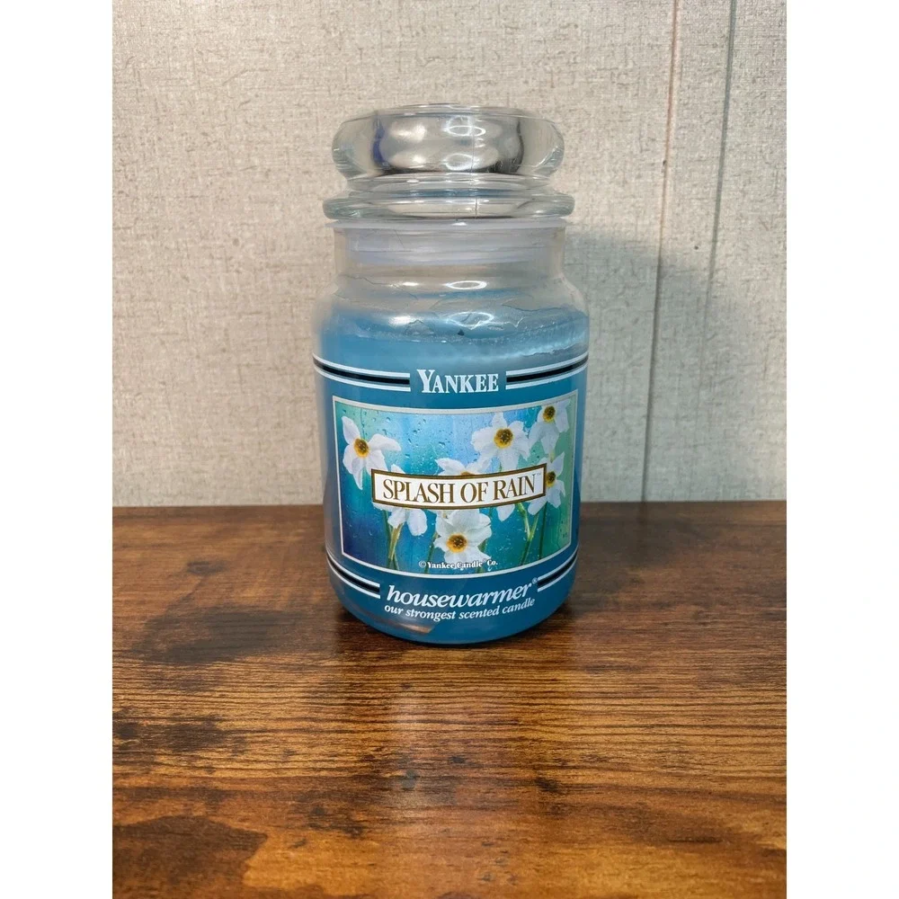 VTG YANKEE CANDLE SPLASH OF RAIN HOUSEWARMER 22 OZ LARGE JAR CANDLE BLACK BAND